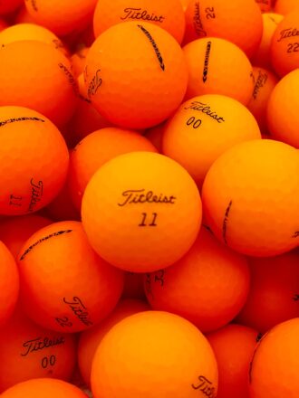 Titleist Velocity matt oranje